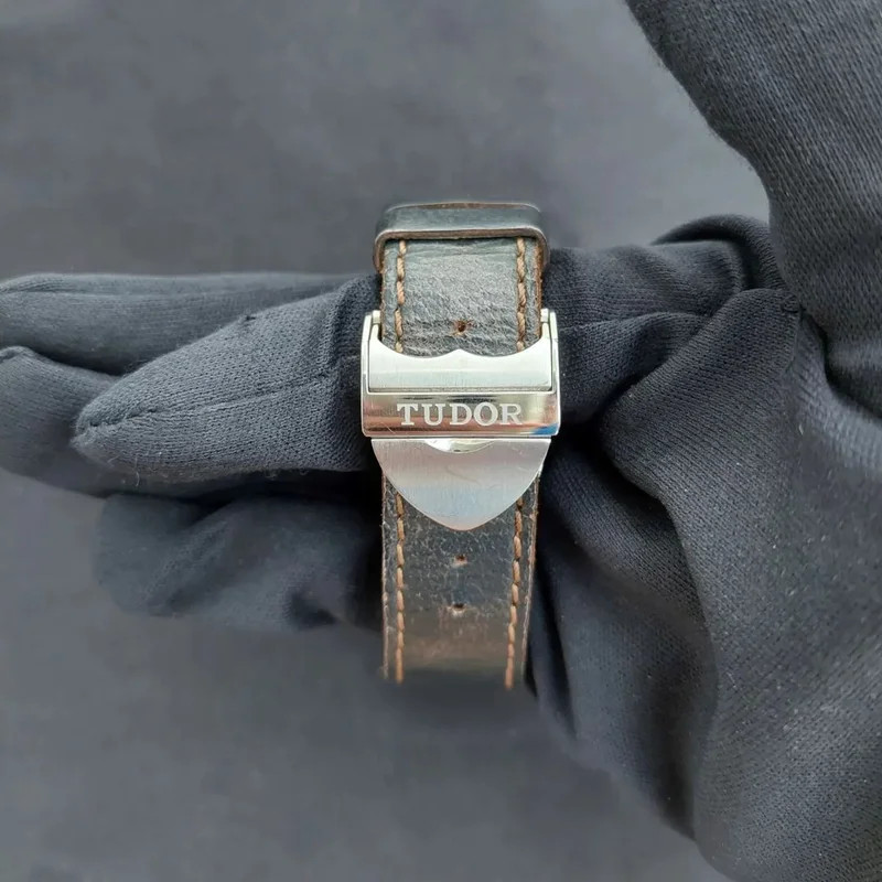 Thumb Black Bay Red / Strap