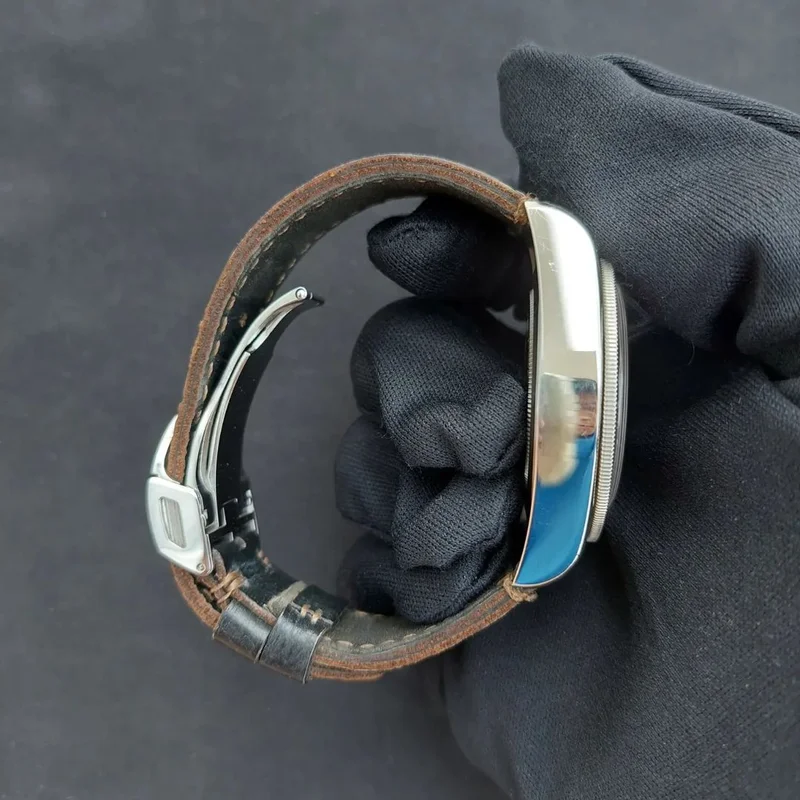 Thumb Black Bay Red / Strap