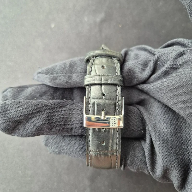 Thumb Slimline Small Second Quartz