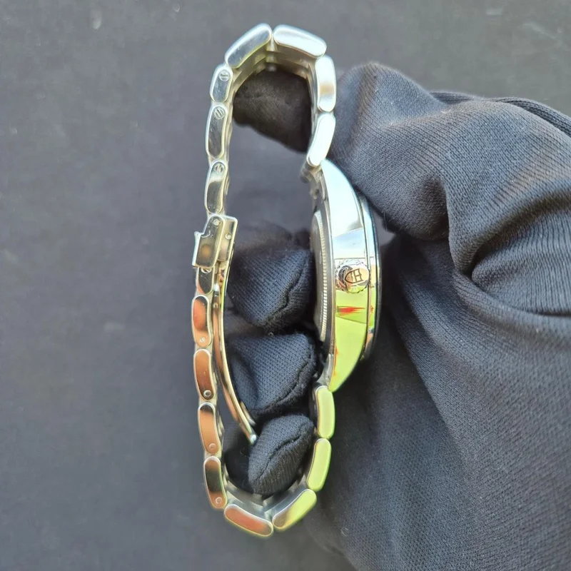 Thumb Glamour Date 36 Stainless Steel / Opaline / Bracelet