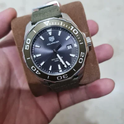 Aquaracer 300M Quartz 43 Stainless Steel / Green / Military / Strap