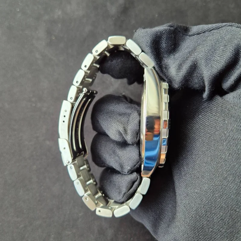 Thumb Formula 1 Chronograph Quartz 43 Stainless Steel / Red Bull / Bracelet