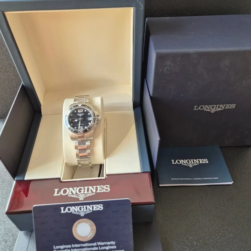 Thumb HydroConquest 32 Quartz Stainless Steel / Black / Bracelet