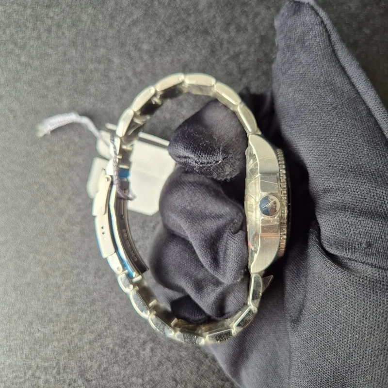 Thumb HydroConquest 32 Quartz Stainless Steel / Black / Bracelet