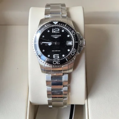 HydroConquest 32 Quartz Stainless Steel / Black / Bracelet