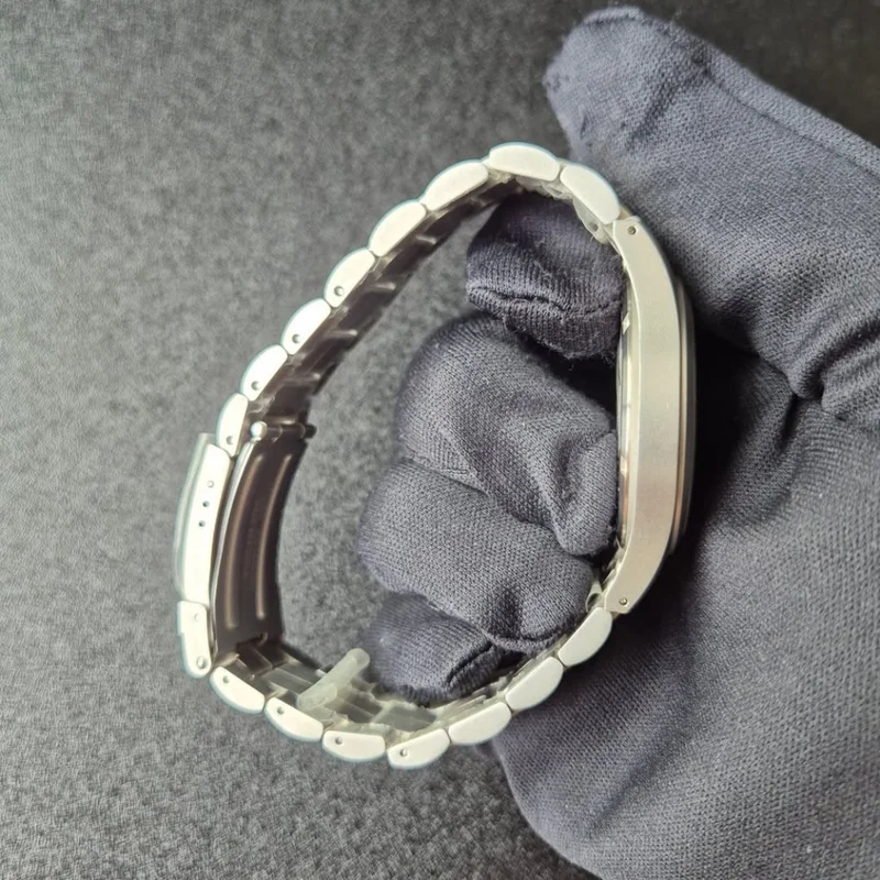 Thumb Khaki Field Mechanical 38 Black / Bracelet