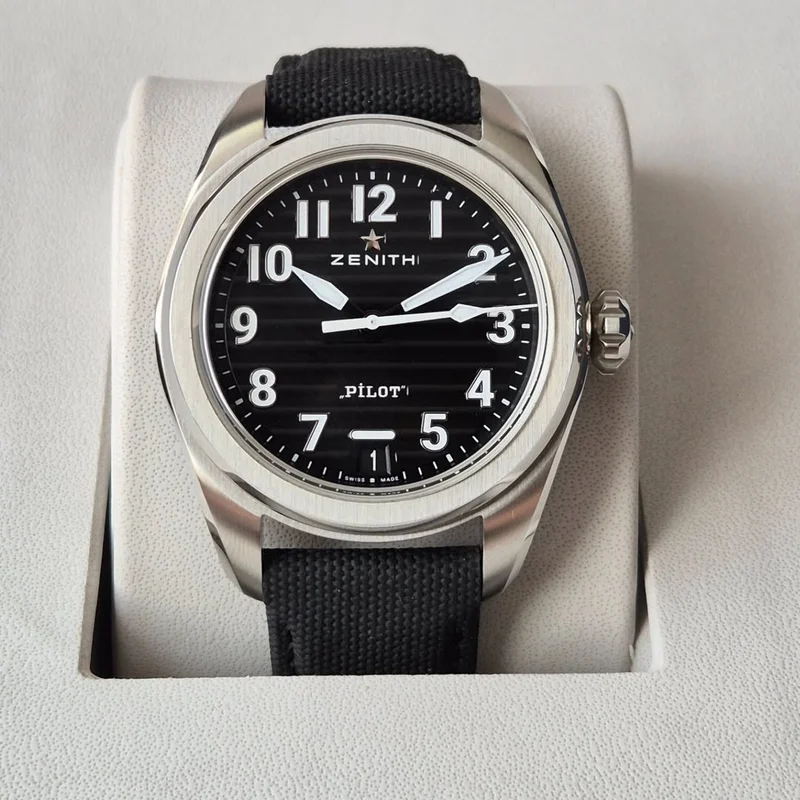 PILOT Automatic Stainless Steel / Black