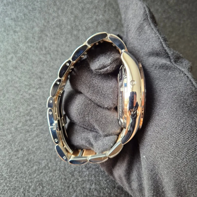 Thumb Conquest Classic Chronograph