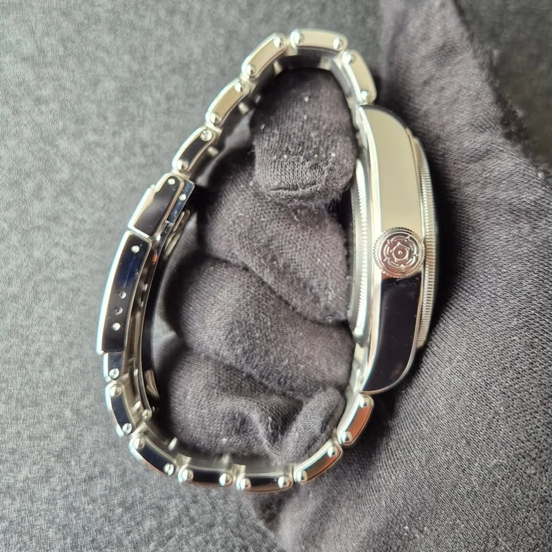 Thumb Black Bay GMT Stainless Steel / Black / Pepsi / Bracelet