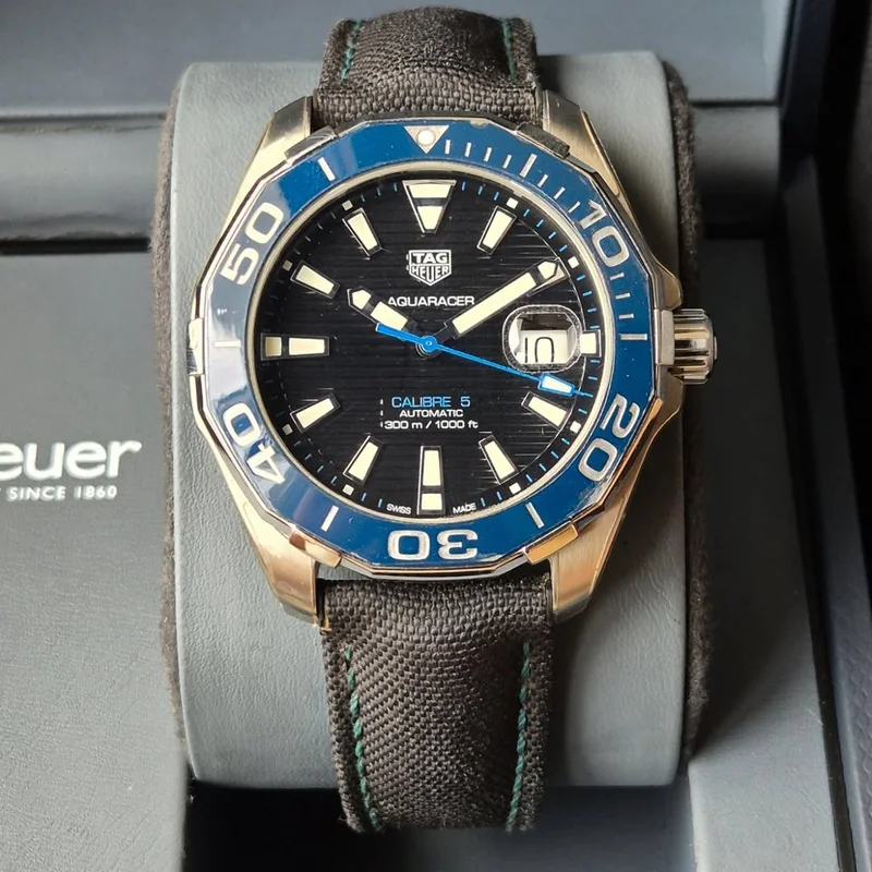 Aquracer 300M Calibre 5 43 Stainless Steel / Black / Nylon