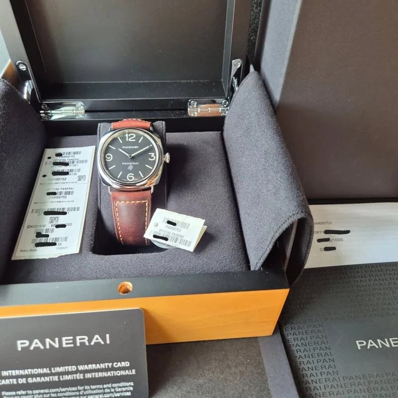 Thumb Radiomir Base Logo