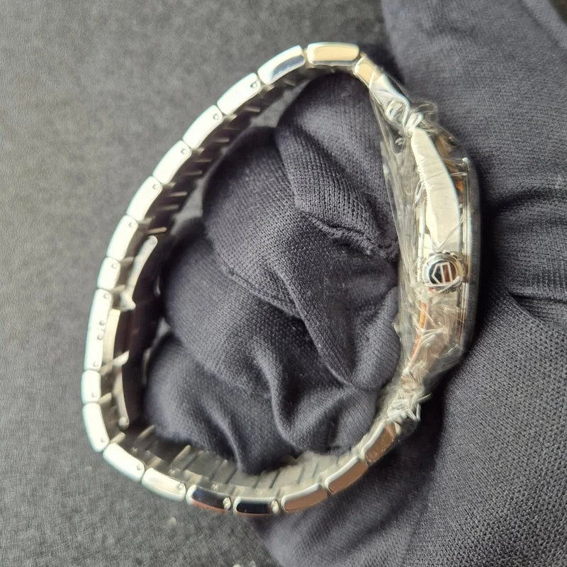 Thumb Carrera Date 36 Stainless Steel / Green