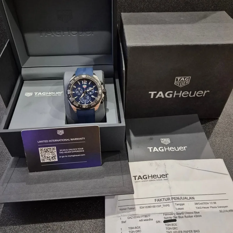 Thumb Formula 1 Chronograph Quartz Stainless Steel / The Watch Gallery