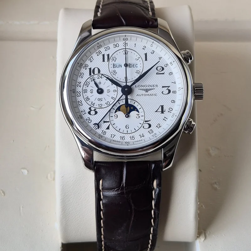 Master Collection 42 Chronograph Calendar Stainless Steel / Silver-Arabic / Alligator