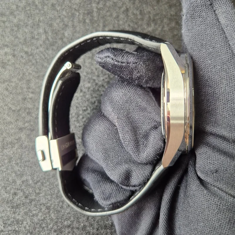 Thumb Carrera Automatic Stainless Steel / Silver / Bracelet