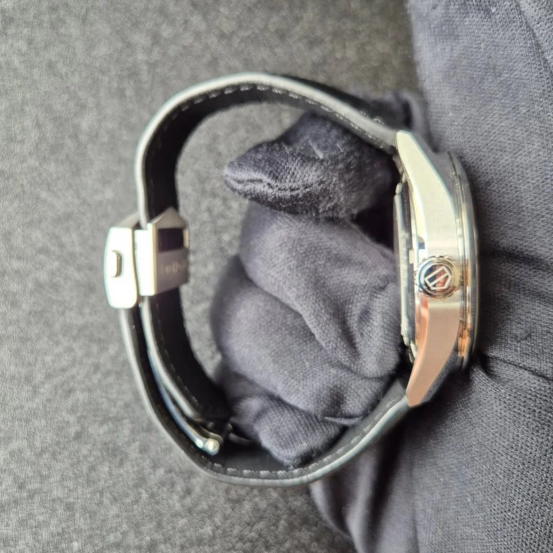 Thumb Carrera Automatic Stainless Steel / Silver / Bracelet