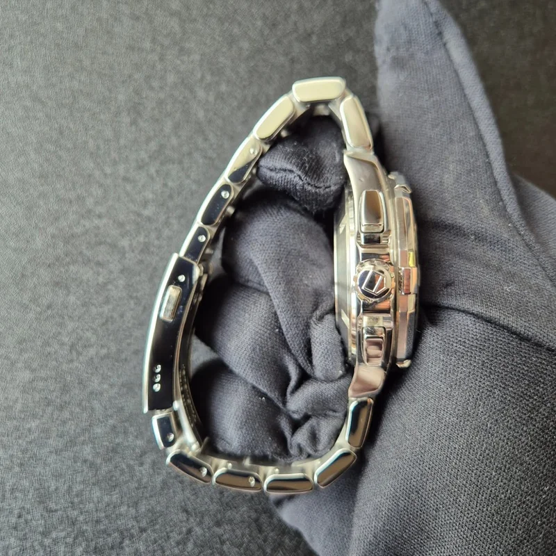 Thumb Aquaracer 300M Calibre 16 43 Stainless Steel / Black / Bracelet