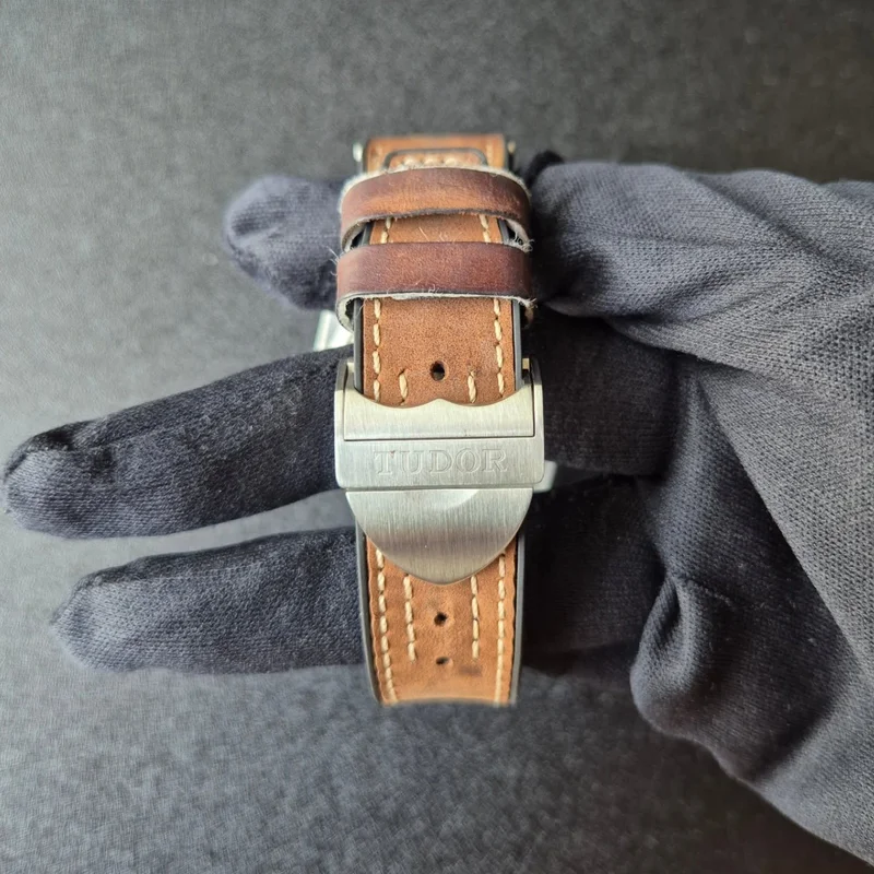 Thumb Heritage Black Bay P01