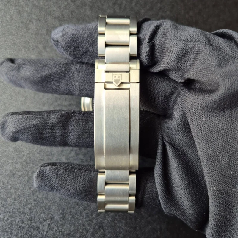 Thumb Pelagos 39 Titanium / Black / Bracelet