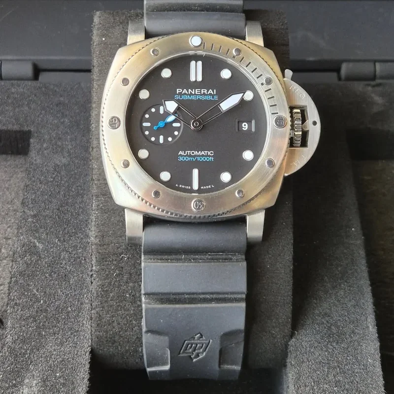 Submersible QuarantaQuattro