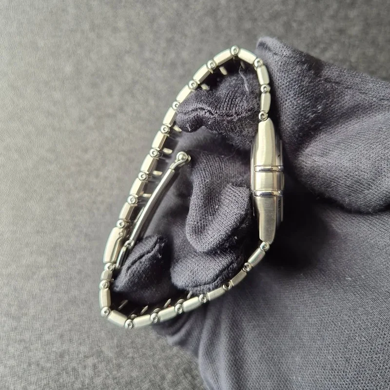 Thumb Constellation Quartz 25.5 Stainless Steel / Silver