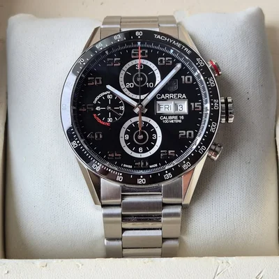 Carrera Calibre 16 Day Date 43 Stainless Steel / Black / Bracelet