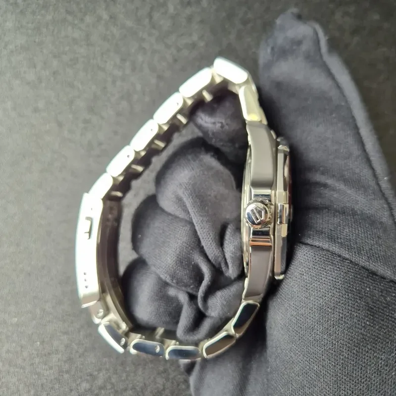 Thumb Aquaracer 300M Calibre 7 GMT Stainless Steel / Black / Bracelet