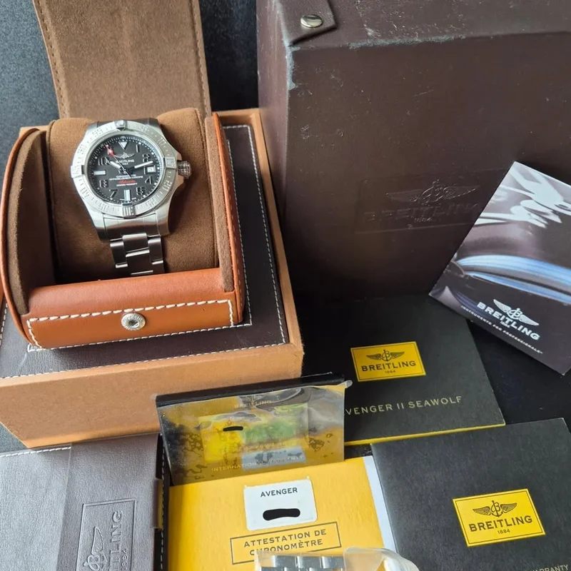 Thumb Avenger II Seawolf Stainless Steel / Tungsten Gray / Bracelet