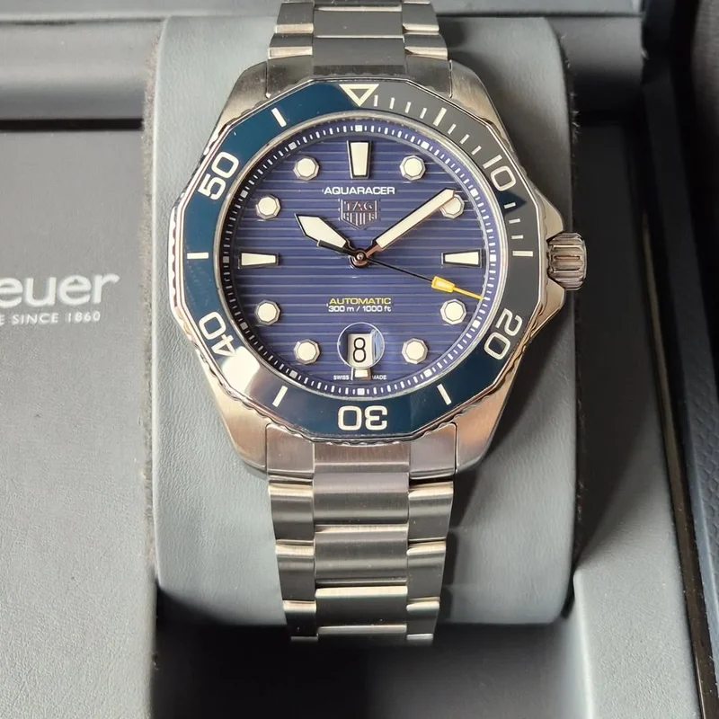 Thumb Aquaracer Professional 300 43 Stainless Steel / Blue