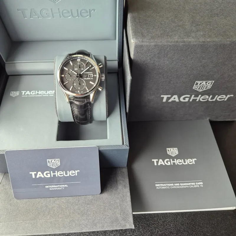 Thumb Calibre 16 41 Stainless Steel / Black / Alligator