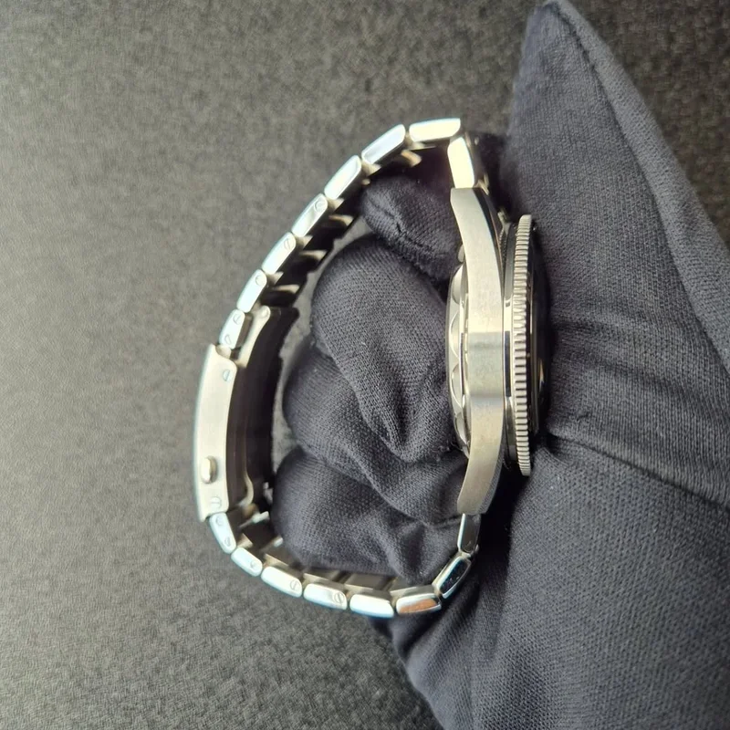 Thumb Seamaster 300 Master Chronometer Stainless Steel / Black / Bracelet