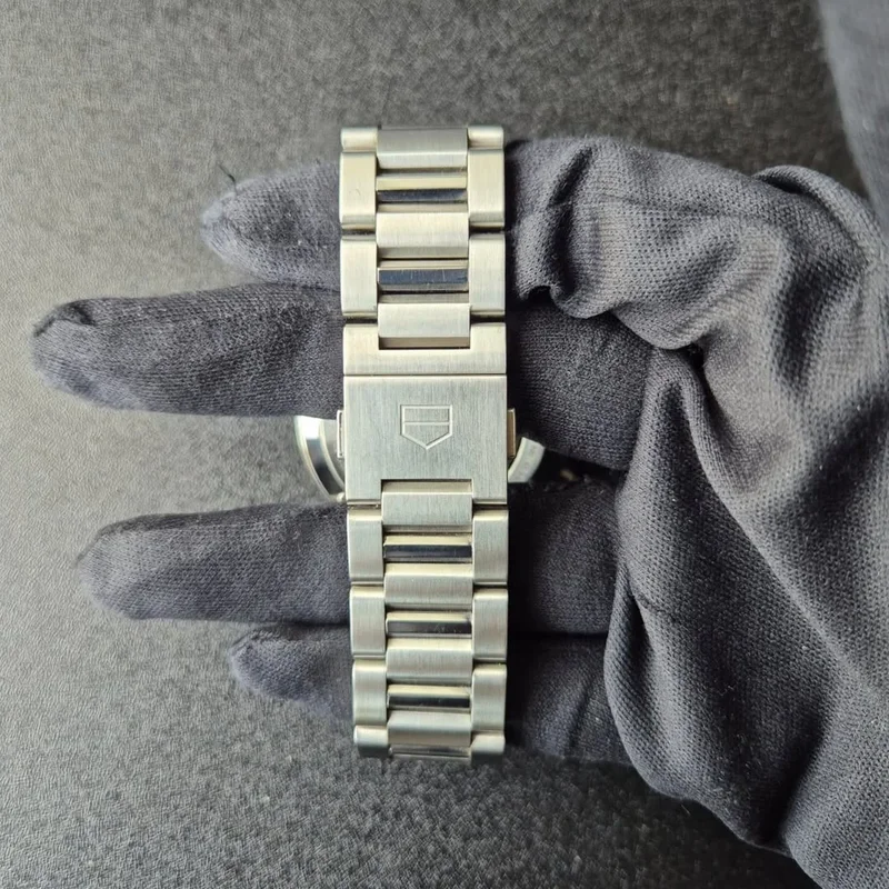 Thumb Carrera Calibre Heuer 01 43 Stainless Steel / Grey / Bracelet