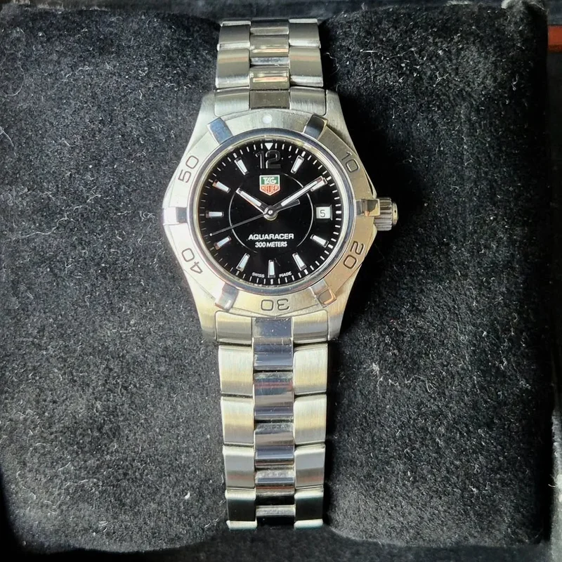 Aquaracer 300M Quartz 27 Stainless Steel / Black / Bracelet