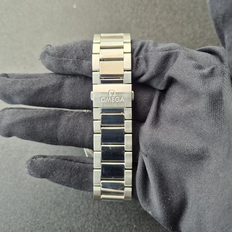 Thumb Seamaster Aqua Terra 150M Master Chronometer 41 Stainless Steel / Grey / Bracelet