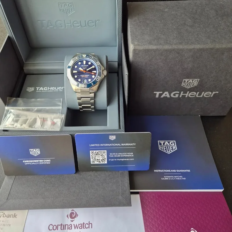 Thumb Aquaracer Professional 300 Blue Stainless Steel / Rubber