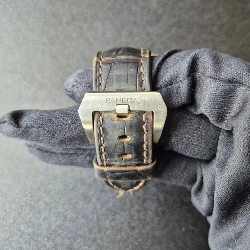 Thumb Luminor 1950 42 3 Days Automatic Stainless Steel / Black