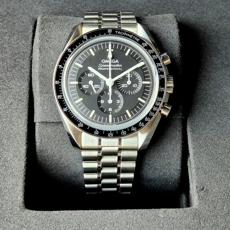 Speedmaster Professional Moonwatch 3861 Stainless Steel / Black / Sapphire / Bracelet