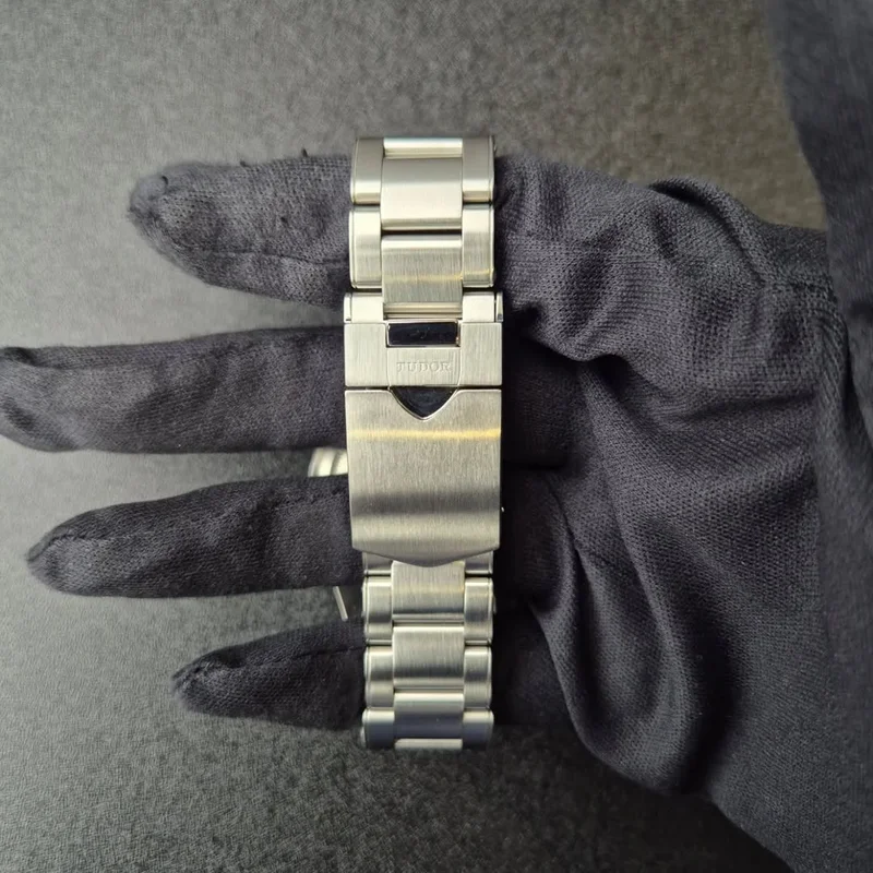 Thumb Heritage Black Bay Black Manufacture / Bracelet