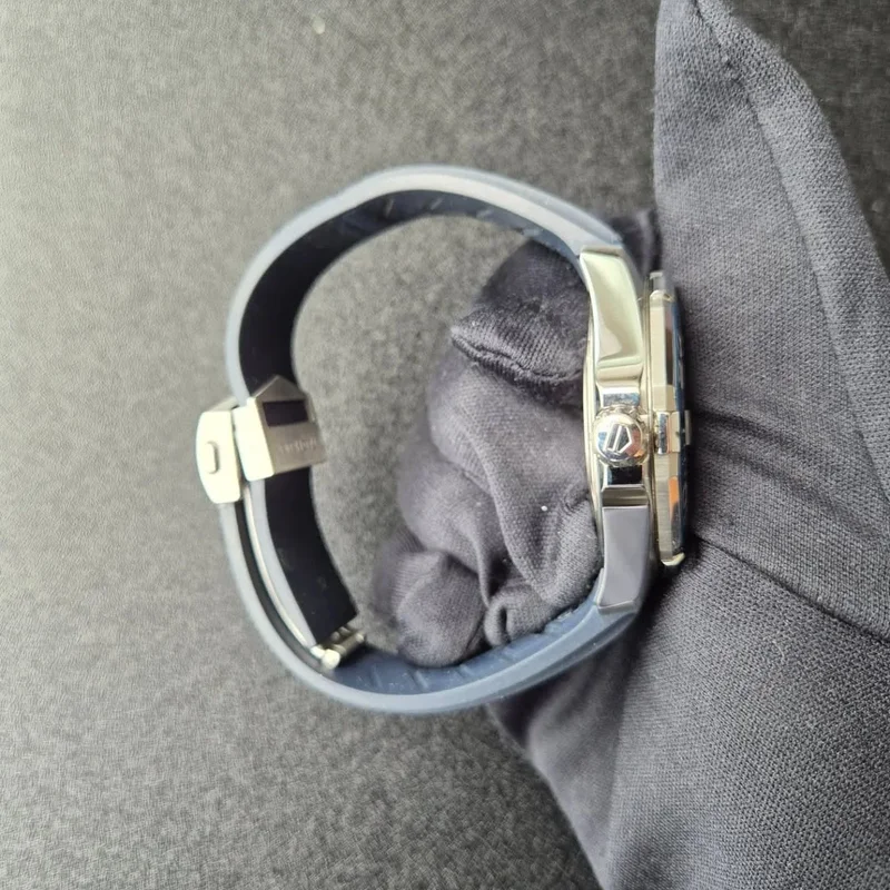 Thumb Aquaracer 300M Calibre 5 43 Stainless Steel / Blue / Steel