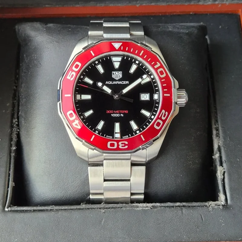 Thumb Aquaracer 300M Quartz 43 Stainless Steel / Black / Red / Bracelet