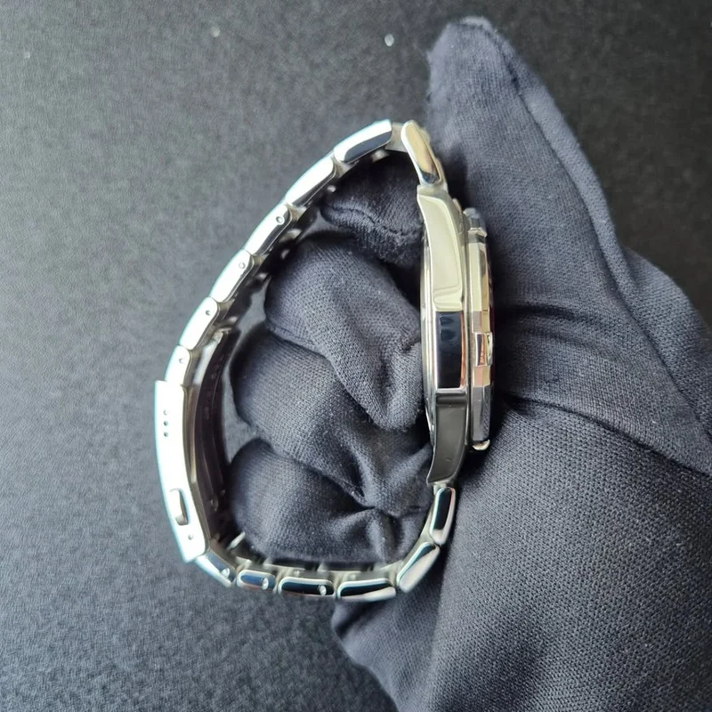 Thumb Aquaracer 300M Quartz 43 Stainless Steel / Black / Red / Bracelet