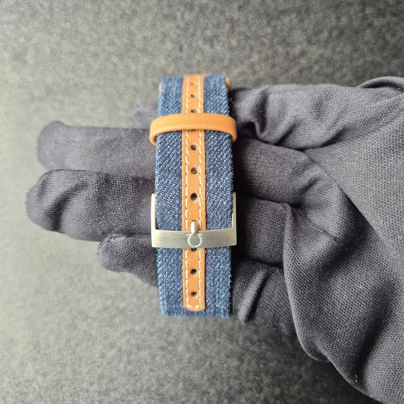 Thumb Railmaster Omega Co-Axial Master Chronometer 40 Stainless Steel / Blue / NATO