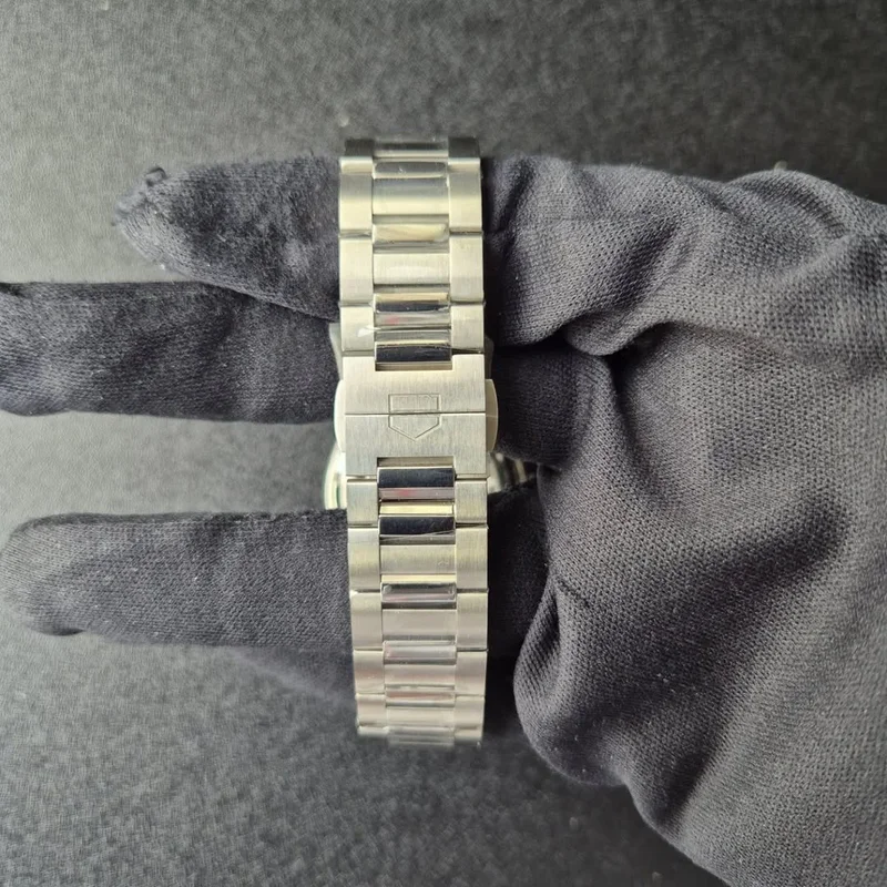 Thumb Carrera Date 36 Stainless Steel / Blue