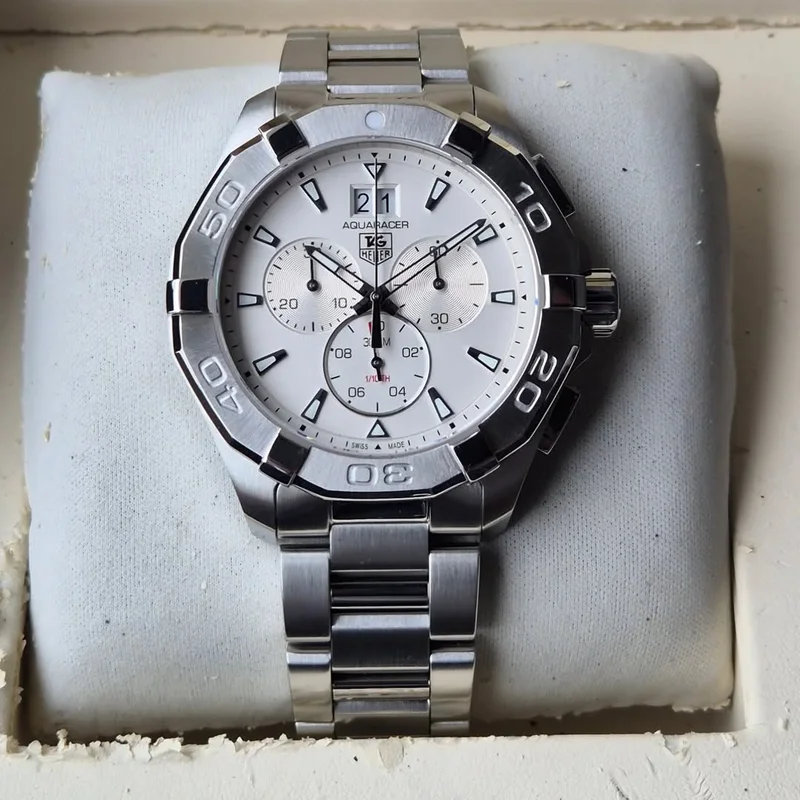 Aquaracer 300M Quartz Chronograph 43 Stainless Steel / Silver / Bracelet