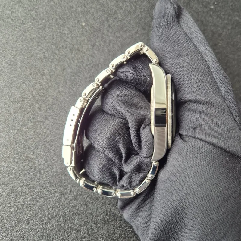 Thumb Black Bay Fifty-Eight Stainless Steel / Navy Blue / Bracelet