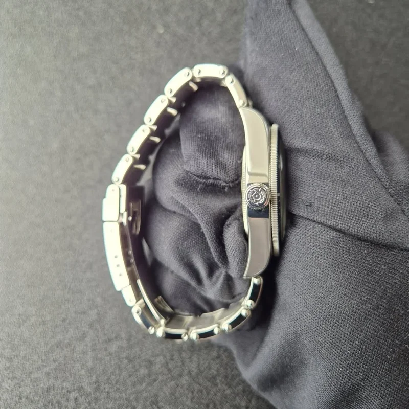 Thumb Black Bay Fifty-Eight Stainless Steel / Navy Blue / Bracelet