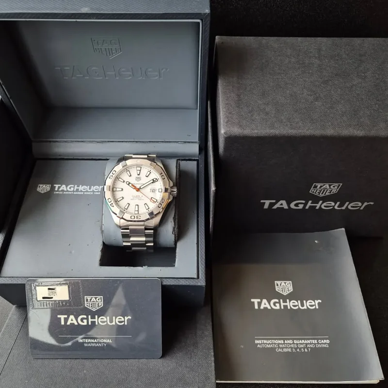 Thumb Aquracer 300M Calibre 5 43 Stainless Steel / White / Bracelet