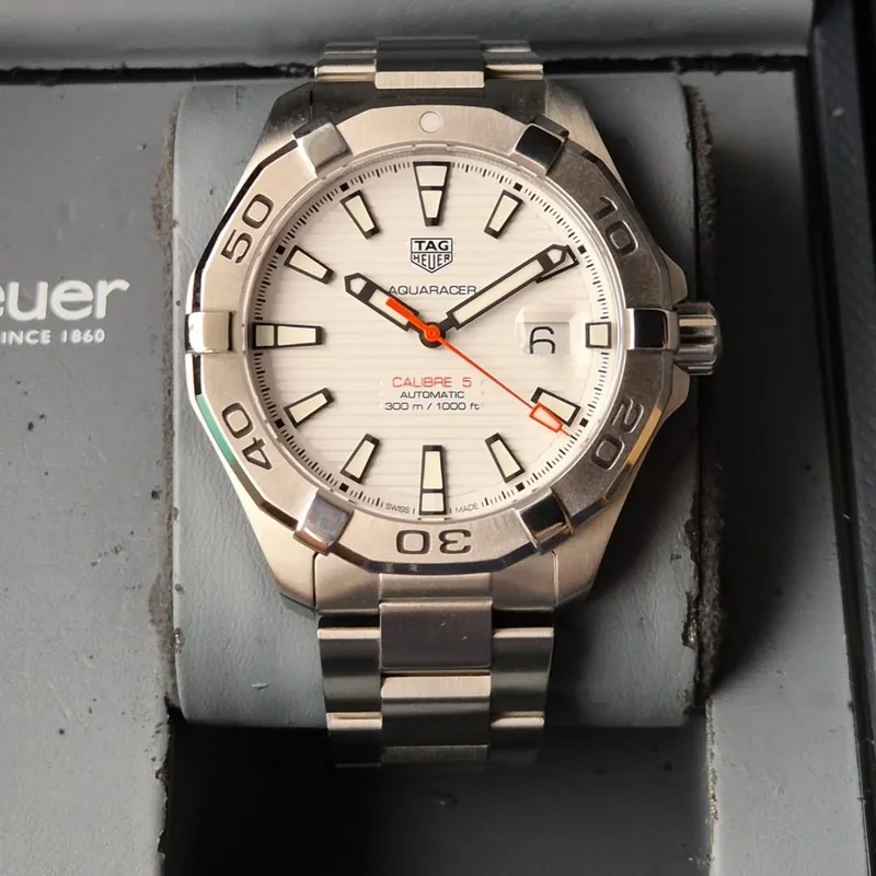 Aquracer 300M Calibre 5 43 Stainless Steel / White / Bracelet
