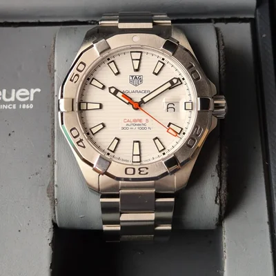 Aquracer 300M Calibre 5 43 Stainless Steel / White / Bracelet