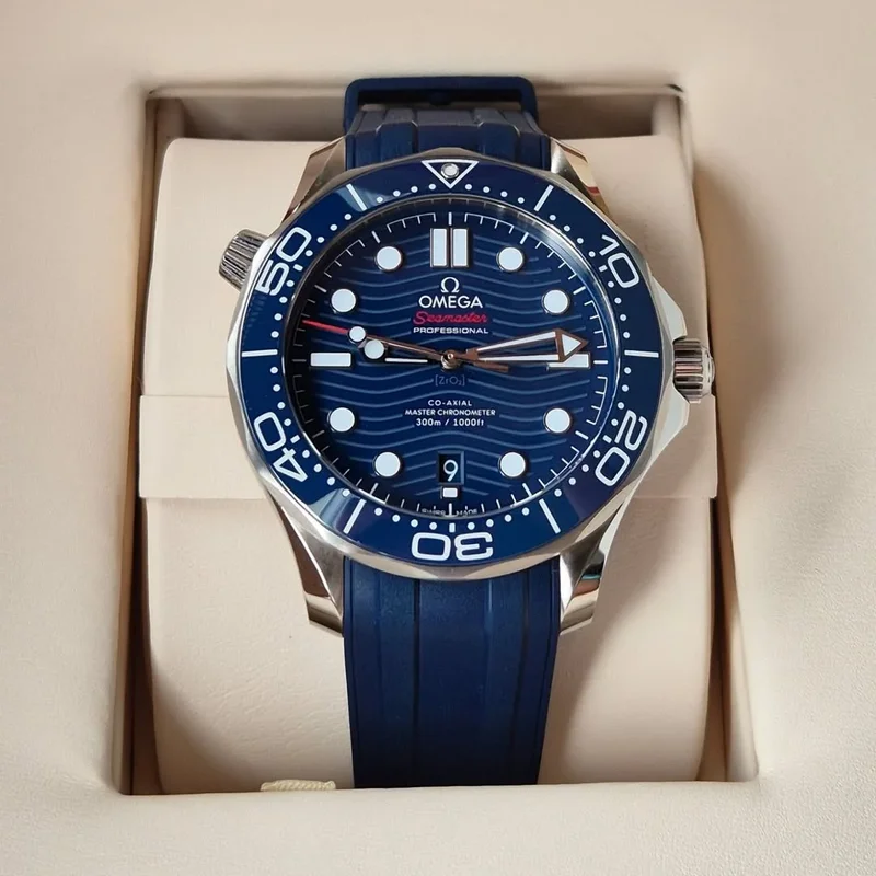 Seamaster Diver 300M Master Co-Axial 42 Stainless Steel / Blue  / Rubber